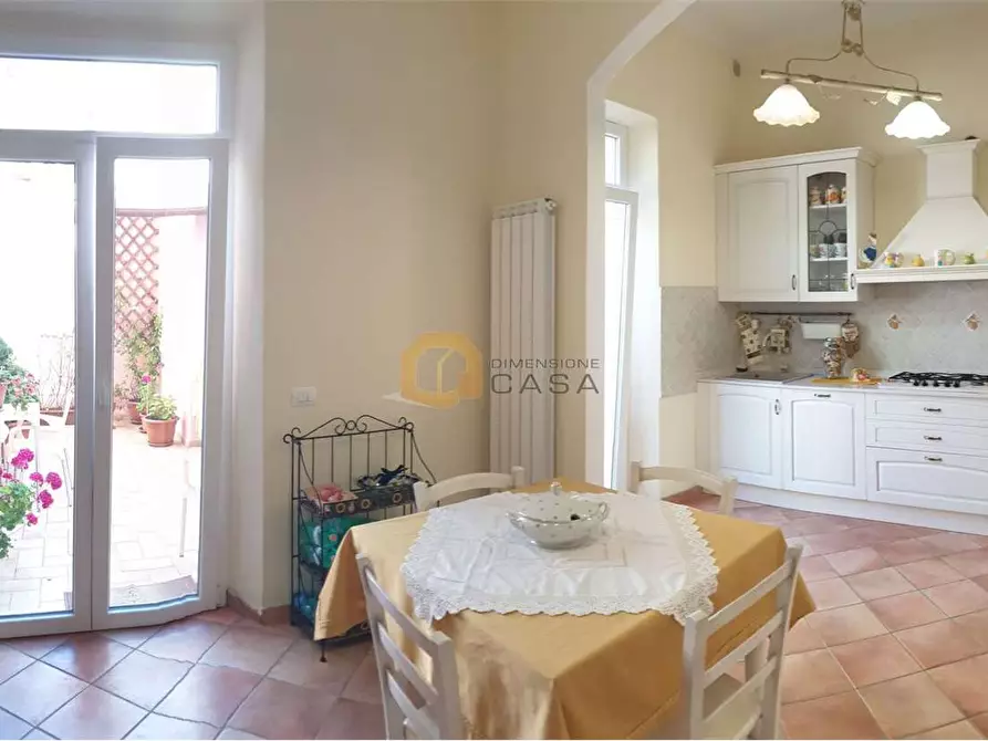 Immagine 4 di Villetta a schiera in vendita  in Cavour a Viareggio