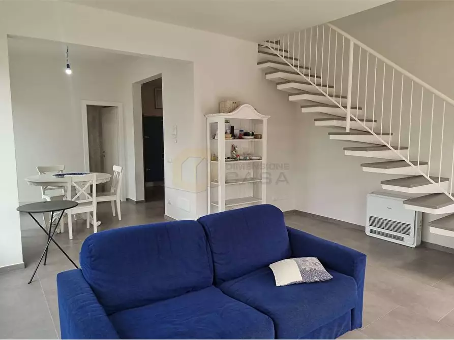 Immagine 1 di Porzione di casa in vendita  in Villeparisis a Pietrasanta