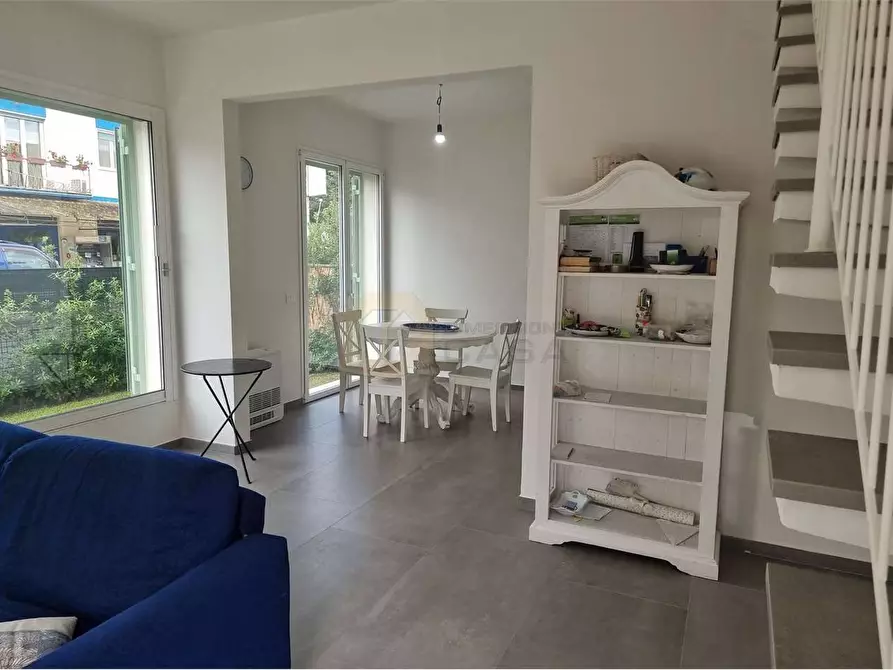 Immagine 2 di Porzione di casa in vendita  in Villeparisis a Pietrasanta