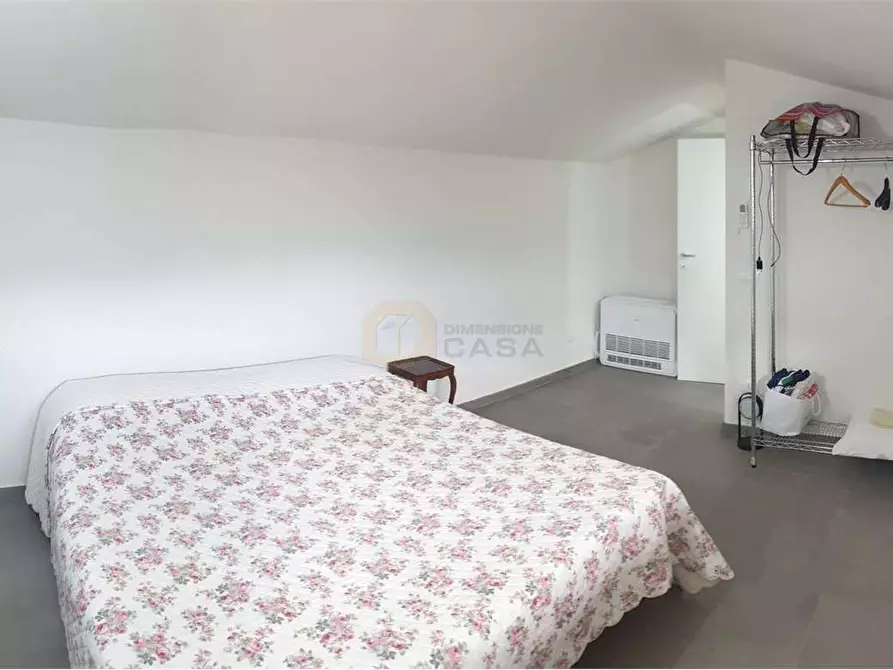 Immagine 26 di Porzione di casa in vendita  in Villeparisis a Pietrasanta