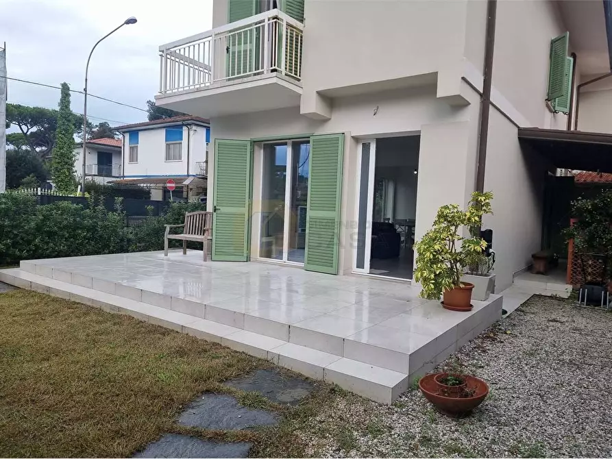 Immagine 33 di Porzione di casa in vendita  in Villeparisis a Pietrasanta