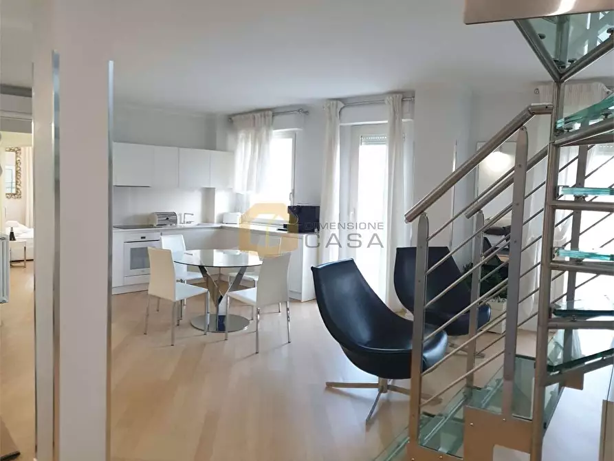 Immagine 2 di Attico in vendita  in Giosuè Carducci 68 a Viareggio