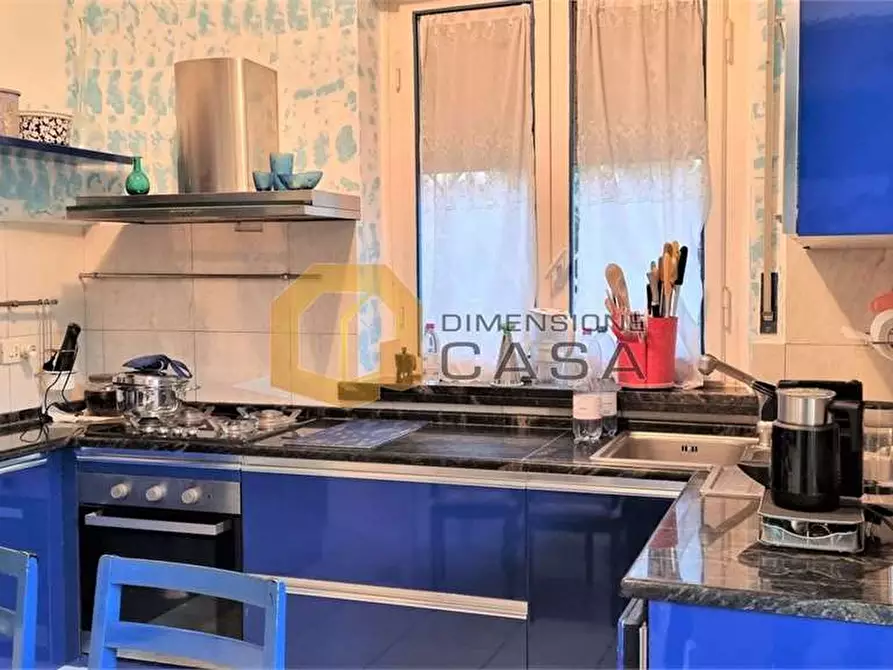 Immagine 3 di Villa in vendita  in Paolo Manfredi 17 a Camaiore