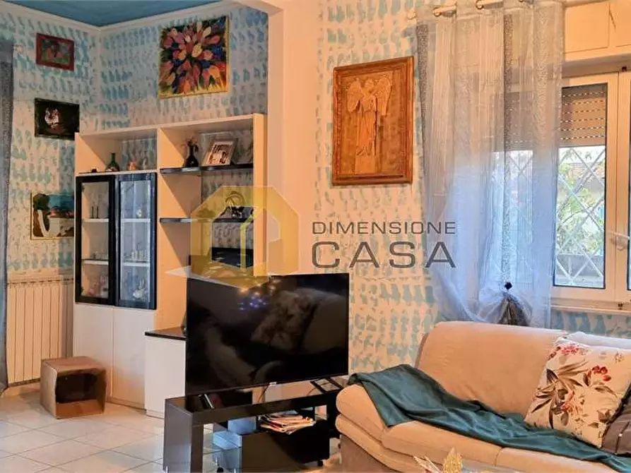 Immagine 7 di Villa in vendita  in Paolo Manfredi 17 a Camaiore