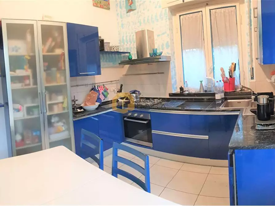 Immagine 13 di Villa in vendita  in Paolo Manfredi 17 a Camaiore