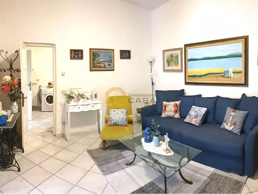 Immagine 2 di Bilocale in vendita  in Silvio Pellico 53 a Viareggio