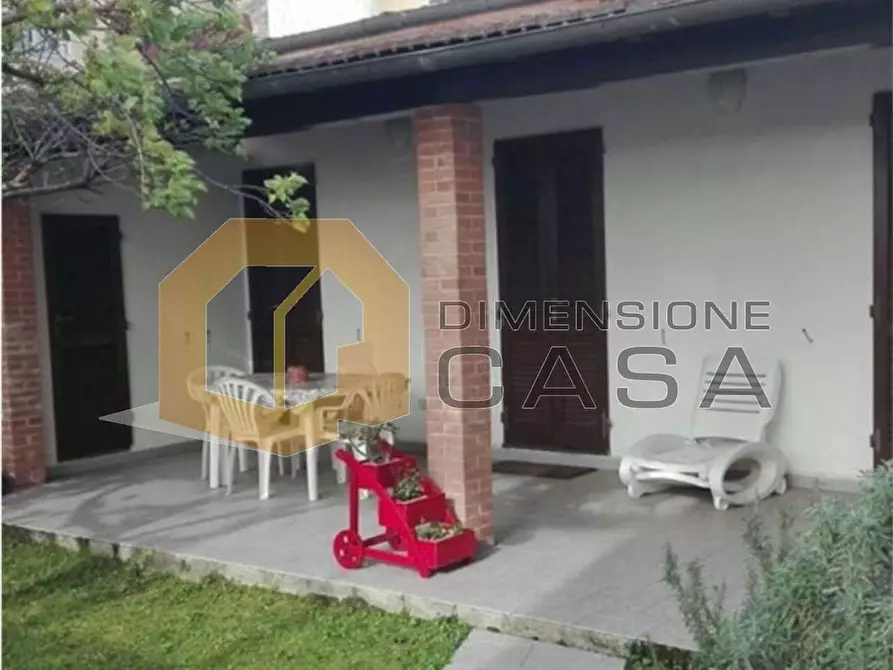 Immagine 5 di Bilocale in vendita  in Silvio Pellico 53 a Viareggio