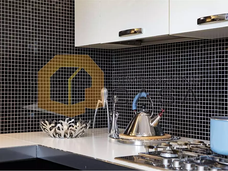 Immagine 14 di Maisonette in vendita  in Daniele Manin 4 a Viareggio