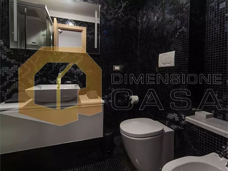 Immagine 23 di Maisonette in vendita  in Daniele Manin 4 a Viareggio