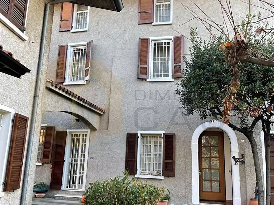 Immagine 26 di Porzione di casa in vendita  in San Pietro 4 a Desenzano Del Garda