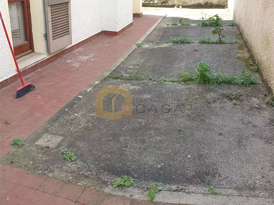 Immagine 32 di Porzione di casa in vendita  in della Gronda 276 a Viareggio
