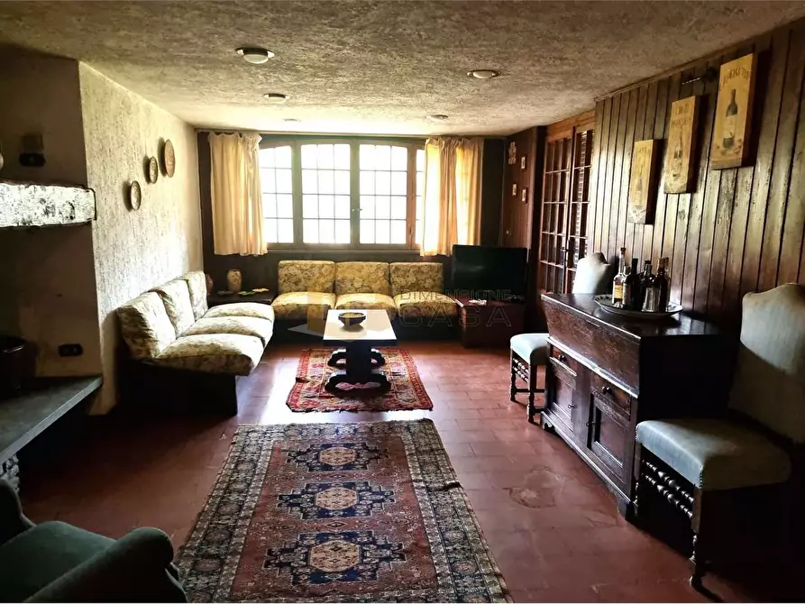 Immagine 5 di Porzione di casa in vendita  in Benvenuto Cellini a Camaiore