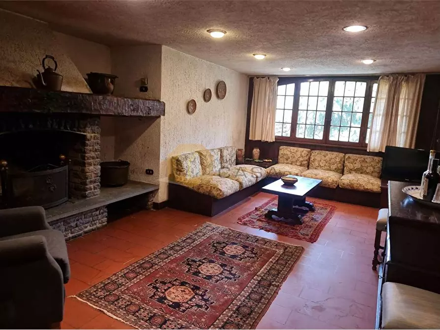 Immagine 9 di Porzione di casa in vendita  in Benvenuto Cellini a Camaiore