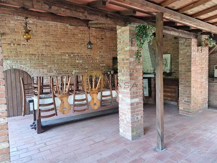 Immagine 30 di Porzione di casa in vendita  in Benvenuto Cellini a Camaiore