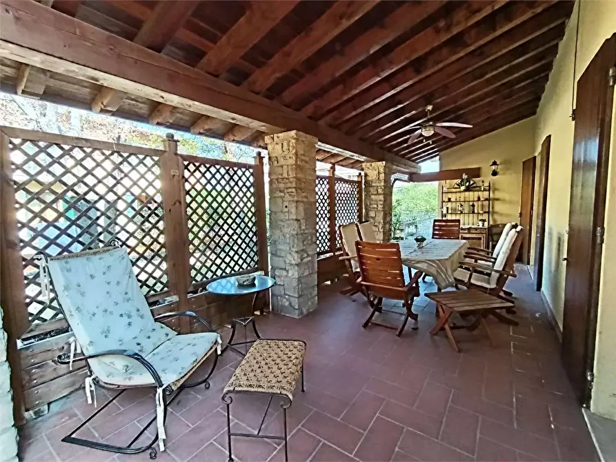 Immagine 27 di Villa in vendita  in P. Gennari 23 a Rezzato