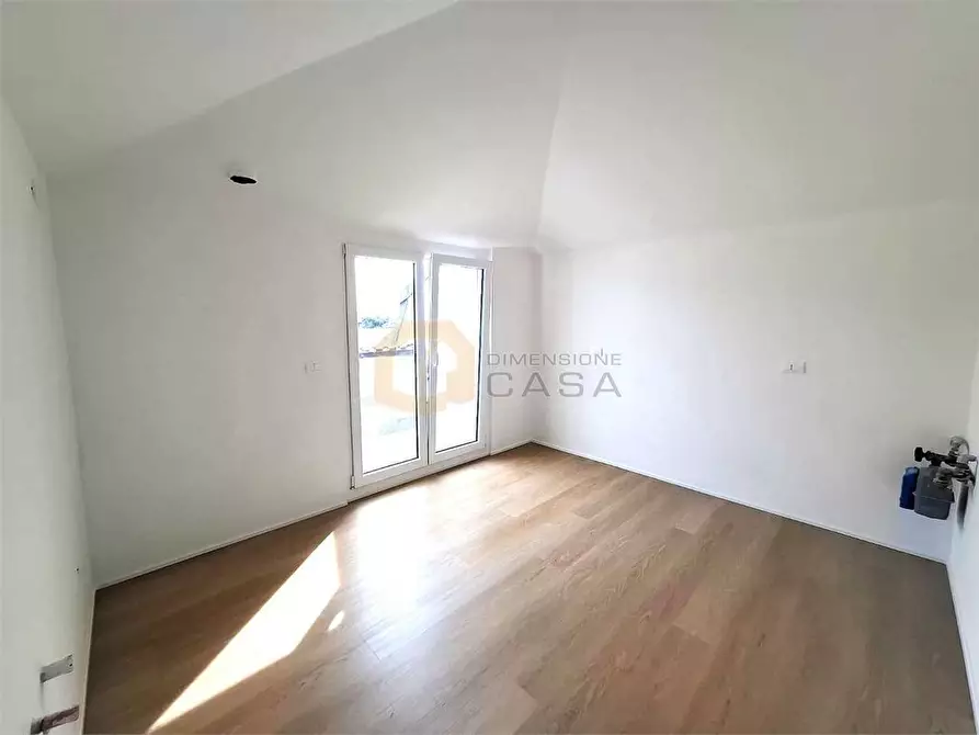 Immagine 6 di Attico in vendita  in Camillo Benso Conte di Cavour 211 a Botticino