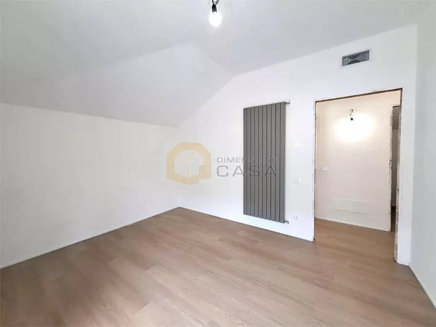 Immagine 36 di Attico in vendita  in Camillo Benso Conte di Cavour 211 a Botticino