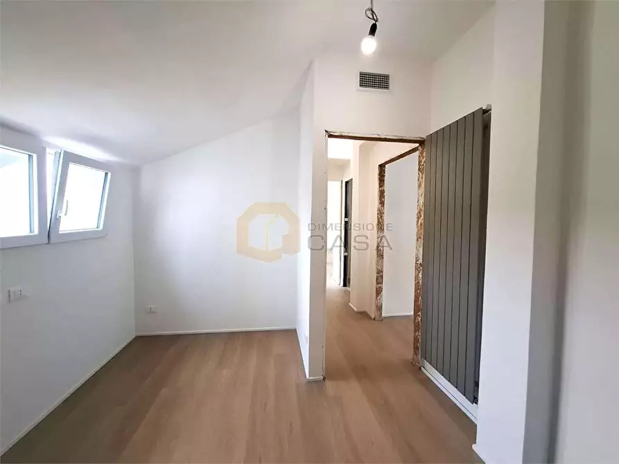 Immagine 43 di Attico in vendita  in Camillo Benso Conte di Cavour 211 a Botticino