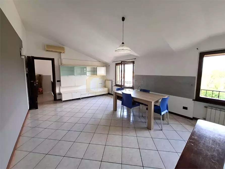 Immagine 4 di Trilocale in vendita  in Padana Superiore 3 a Mazzano