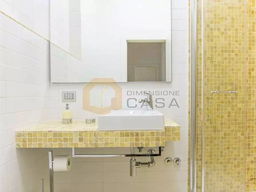 Immagine 12 di Trilocale in vendita  in Massimo D'Azeglio a Viareggio