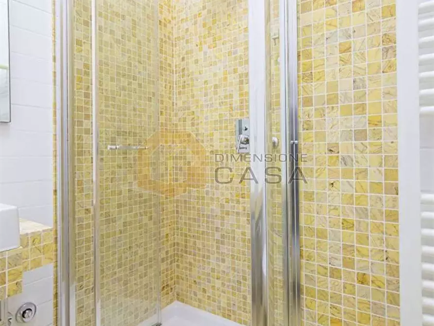 Immagine 13 di Trilocale in vendita  in Massimo D'Azeglio a Viareggio