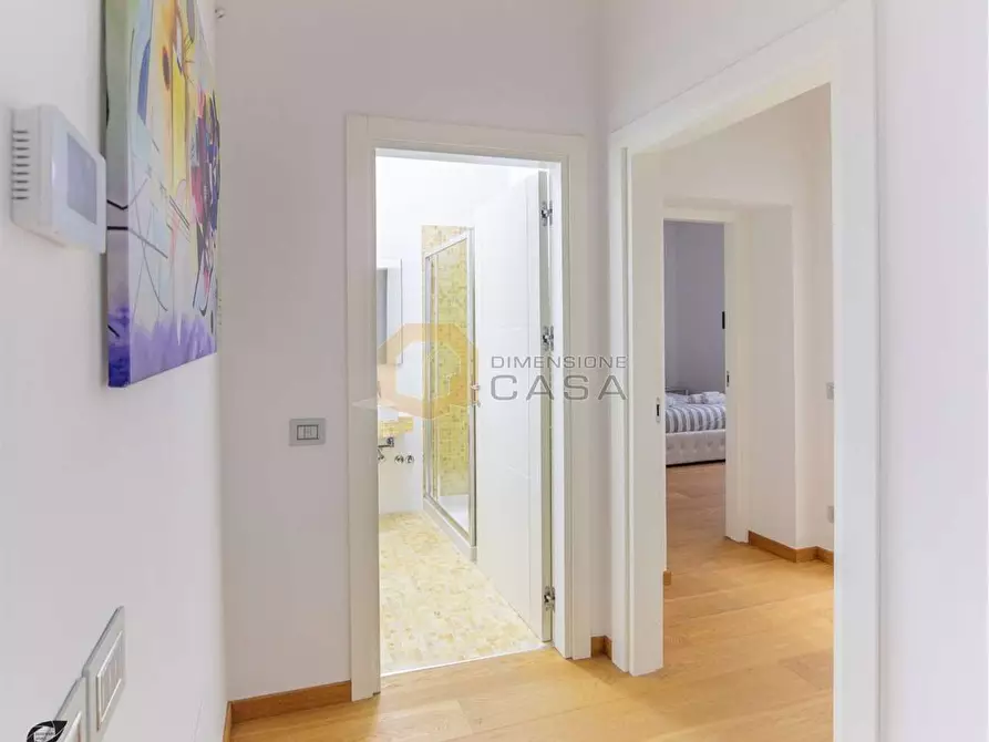 Immagine 27 di Trilocale in vendita  in Massimo D'Azeglio a Viareggio