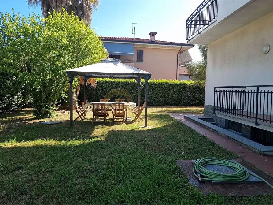Immagine 45 di Quadrilocale in vendita  in degli Olmi 53 a Forte Dei Marmi