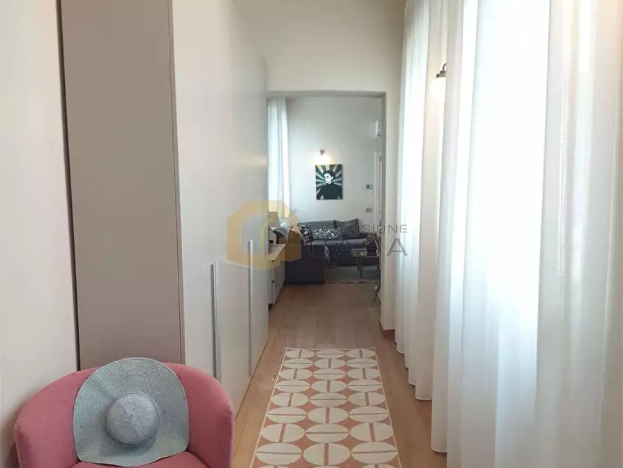 Immagine 11 di Trilocale in vendita  in Massimo D'Azeglio 40 a Viareggio