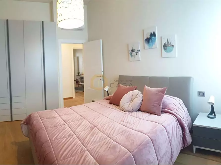 Immagine 18 di Trilocale in vendita  in Massimo D'Azeglio 40 a Viareggio