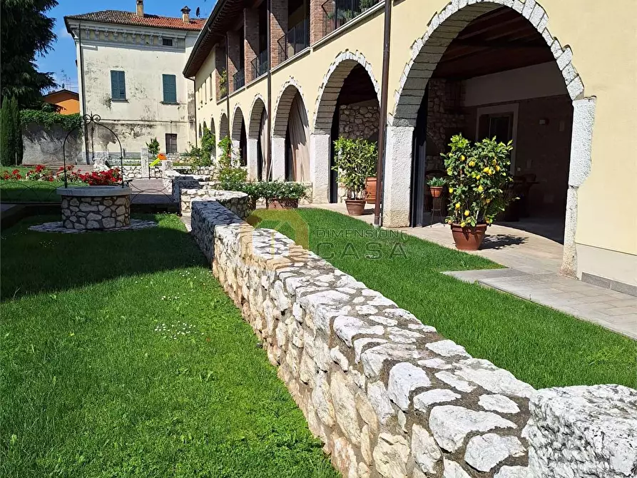 Immagine 33 di Appartamento in vendita  in viale Conti Emili 69 a Mazzano