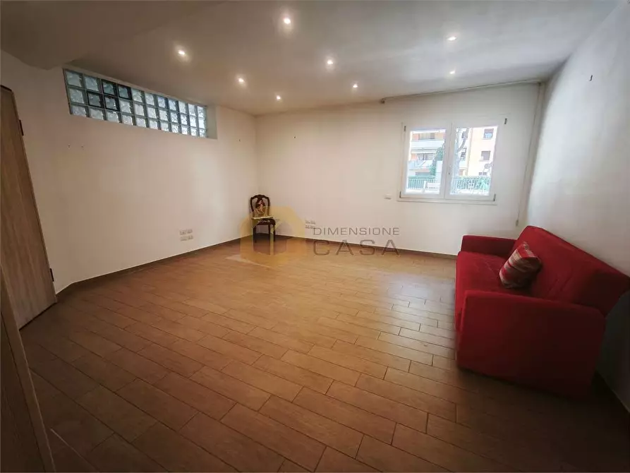 Immagine 2 di Appartamento in vendita  in via porta pietrasanta 32 a Viareggio