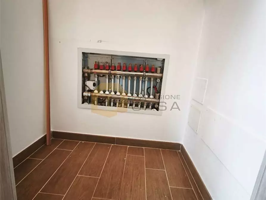 Immagine 9 di Appartamento in vendita  in via porta pietrasanta 32 a Viareggio