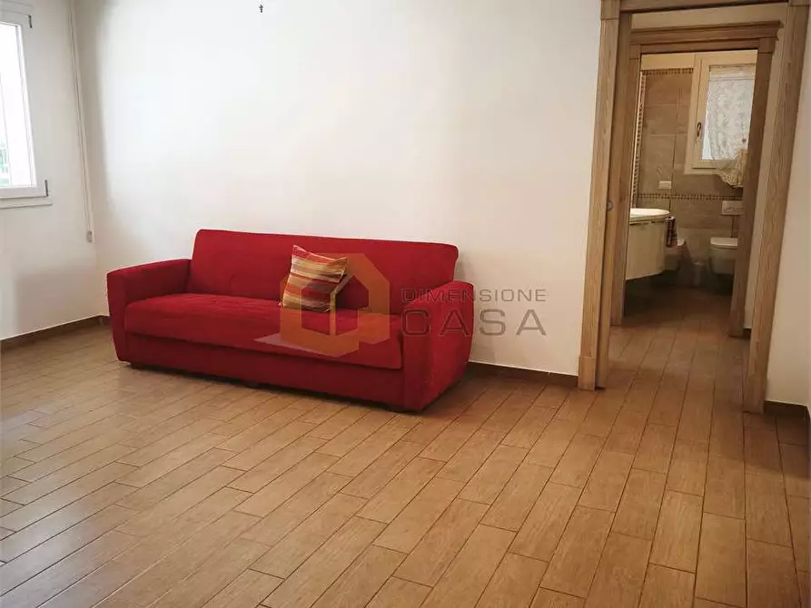 Immagine 13 di Appartamento in vendita  in via porta pietrasanta 32 a Viareggio