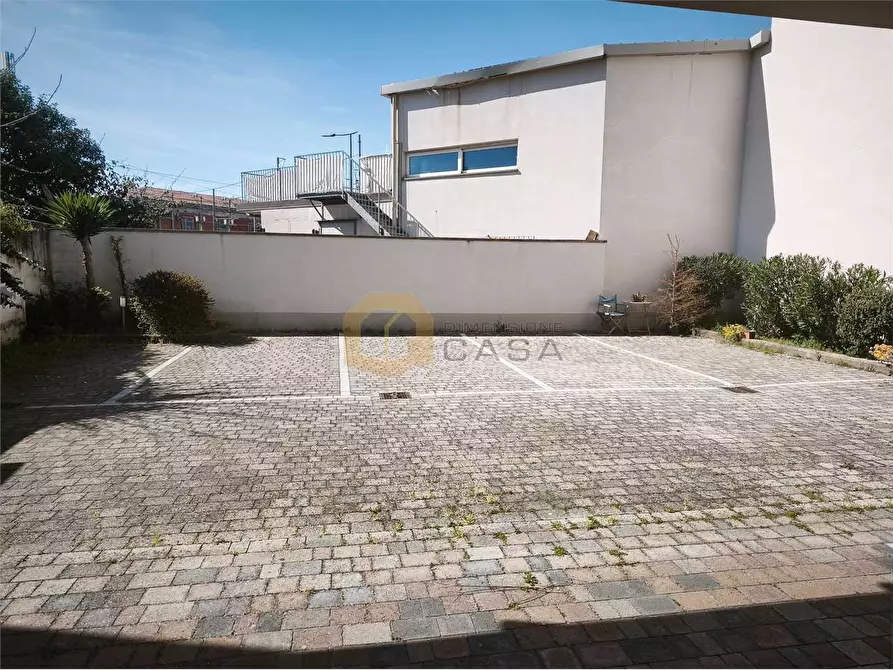 Immagine 22 di Appartamento in vendita  in via porta pietrasanta 32 a Viareggio