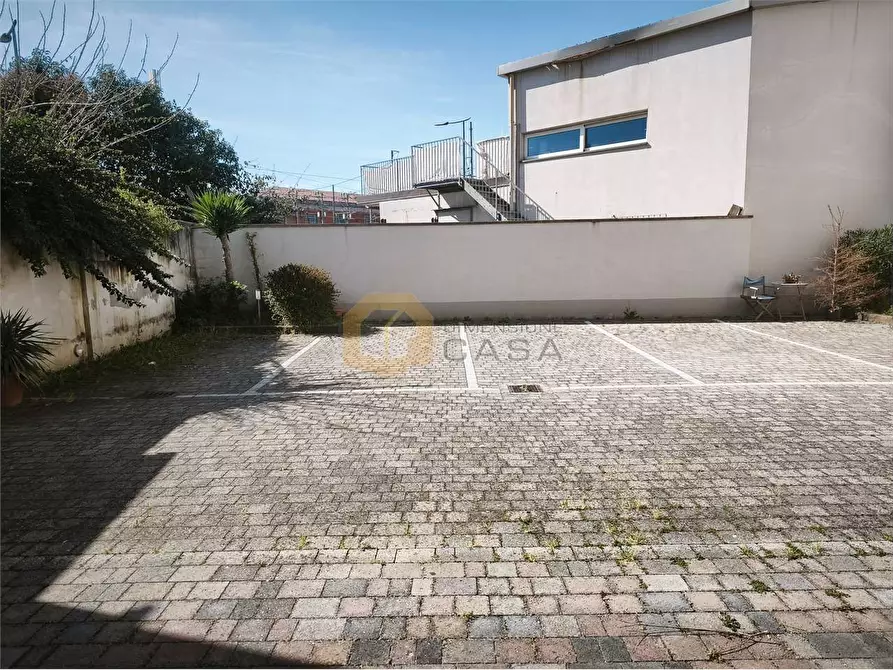 Immagine 23 di Appartamento in vendita  in via porta pietrasanta 32 a Viareggio