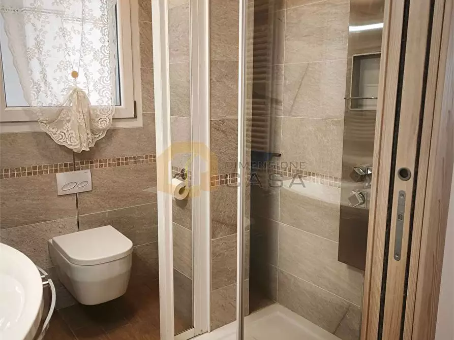 Immagine 35 di Appartamento in vendita  in via porta pietrasanta 32 a Viareggio