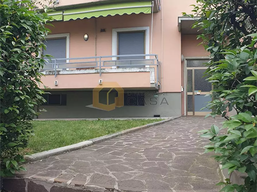 Immagine 26 di Appartamento in vendita  in via sarca 9 a Desenzano Del Garda