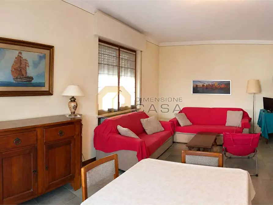 Immagine 2 di Appartamento in vendita  in via sarca 9 a Desenzano Del Garda