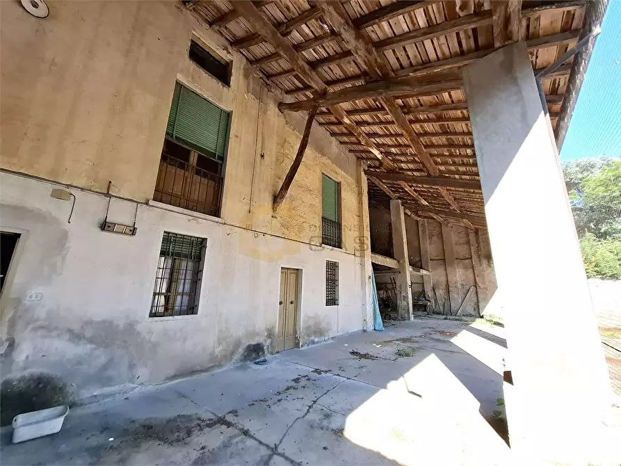 Immagine 2 di Rustico / casale in vendita  in piazza cesare battisti 1 a Manerbio