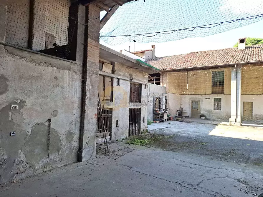 Immagine 12 di Rustico / casale in vendita  in piazza cesare battisti 1 a Manerbio