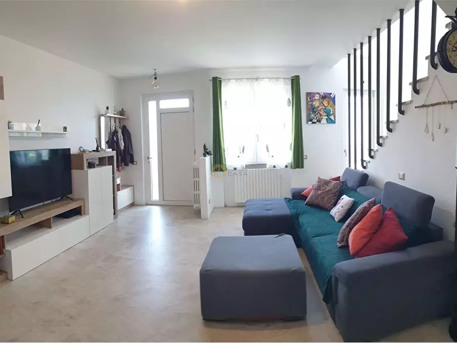 Immagine 2 di Villetta a schiera in vendita  in via noci a Calvagese Della Riviera