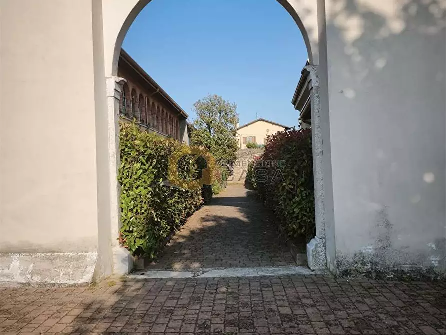 Immagine 39 di Appartamento in vendita  in via longavina a Muscoline