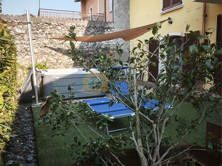 Immagine 36 di Appartamento in vendita  in via longavina a Muscoline