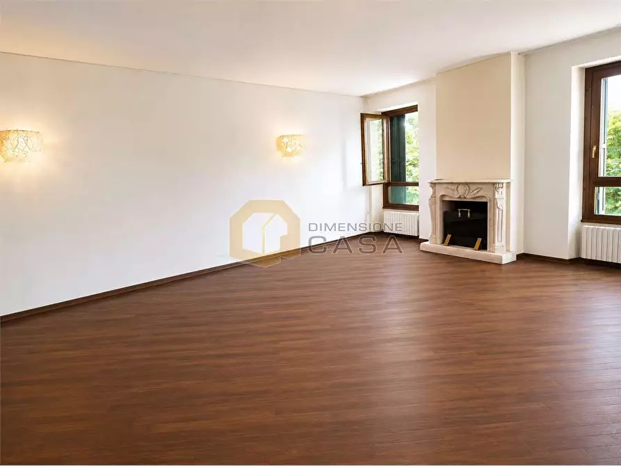 Immagine 2 di Appartamento in vendita  in via spalto san marco a Brescia