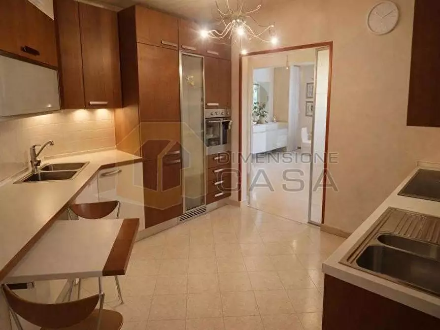 Immagine 4 di Casa bifamiliare in vendita  in Via Ronco a Polpenazze Del Garda