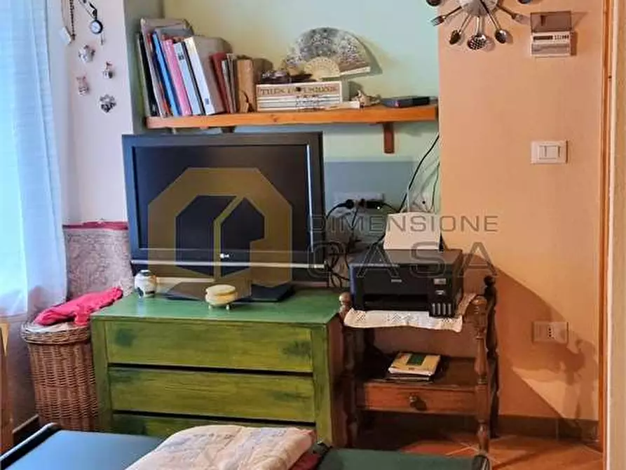 Immagine 17 di Porzione di casa in vendita  in via dei ciliegi 6 a Camaiore