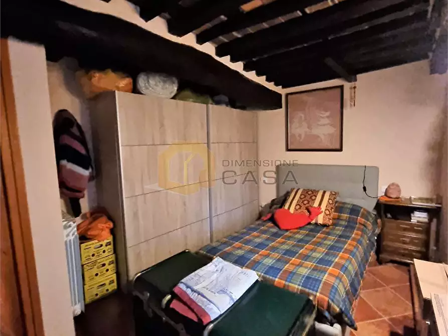 Immagine 19 di Porzione di casa in vendita  in via dei ciliegi 6 a Camaiore