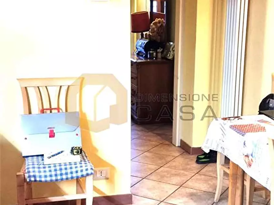 Immagine 9 di Porzione di casa in vendita  in via dei ciliegi 6 a Camaiore
