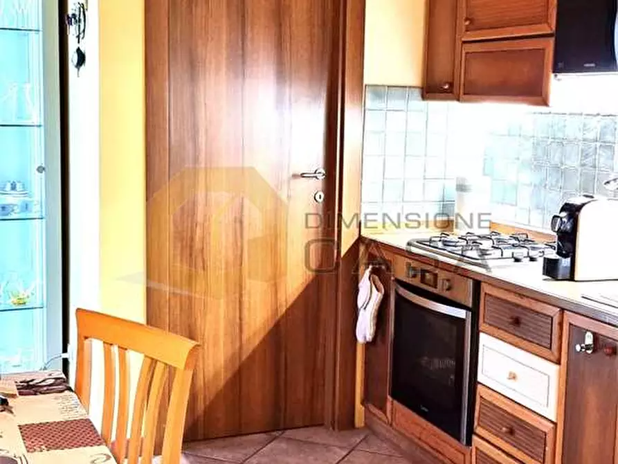 Immagine 2 di Porzione di casa in vendita  in via dei ciliegi 6 a Camaiore