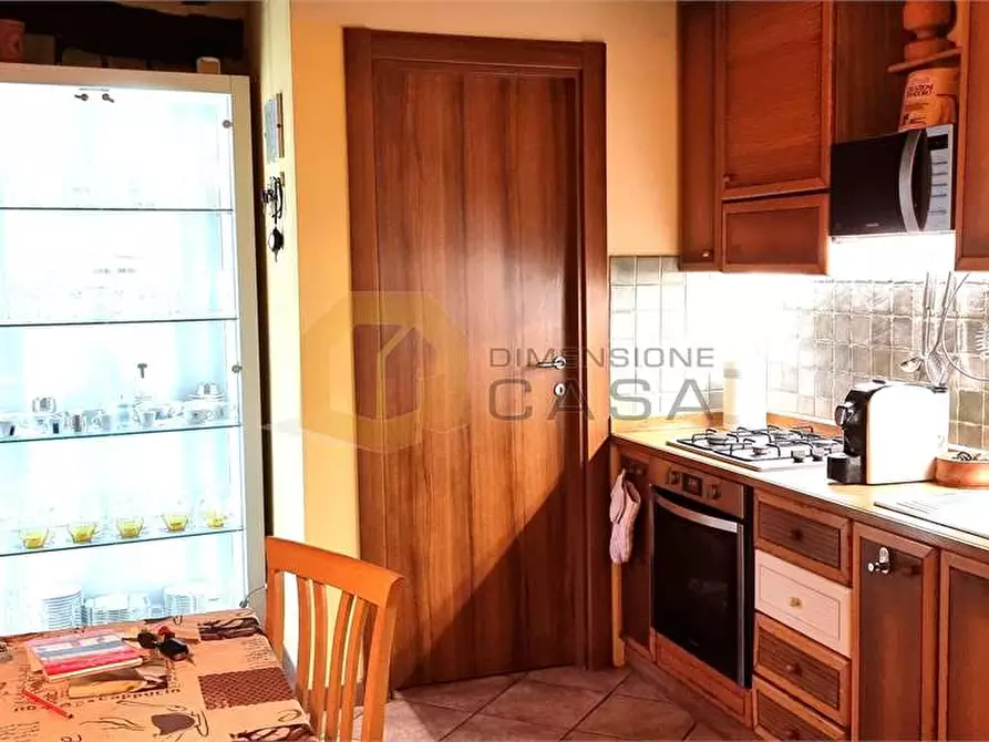 Immagine 1 di Porzione di casa in vendita  in via dei ciliegi 6 a Camaiore